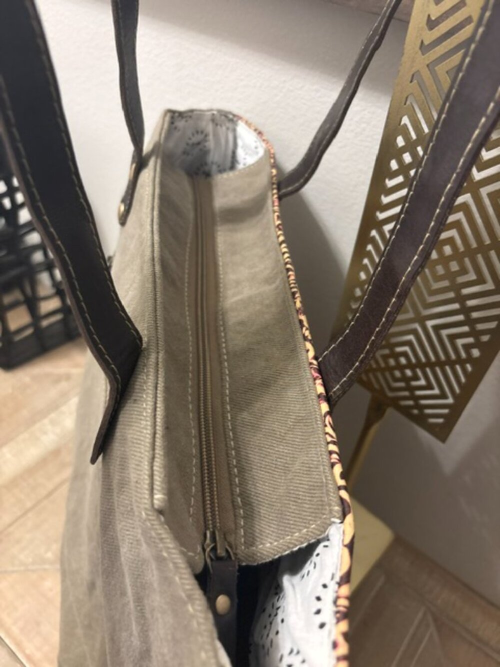 NEW Myra Filotimo Tote Bag Geometric Western Hairon Leather Canvas - Picture 3 of 5